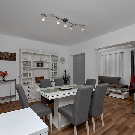 Apartment Sabina Makarska Exterior foto
