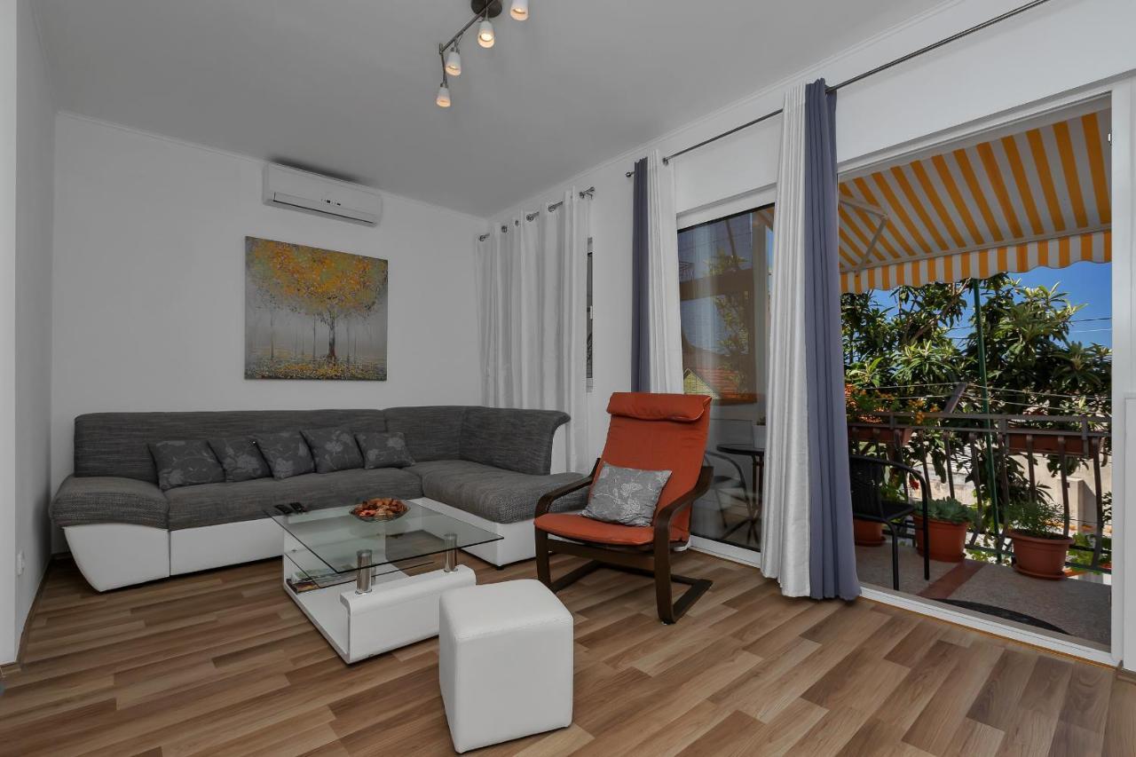Apartment Sabina Makarska Exterior foto