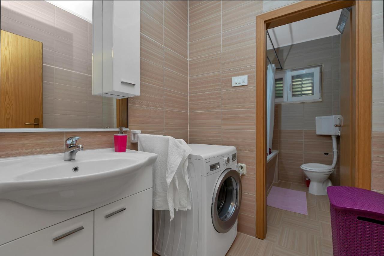 Apartment Sabina Makarska Exterior foto