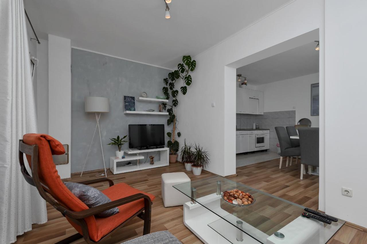 Apartment Sabina Makarska Exterior foto